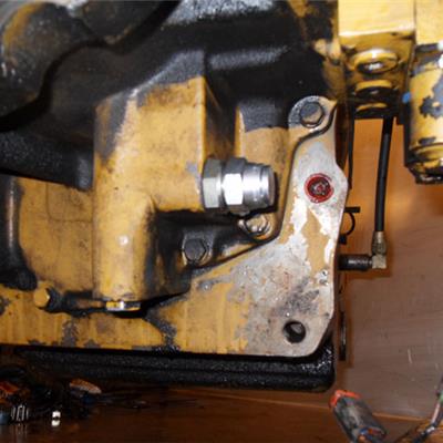 Revisie van Clark transmissies - Transmission Services